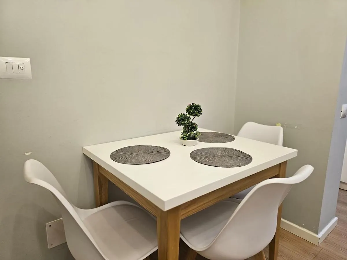 Boulevard Apt Close To Center Tirana Albania